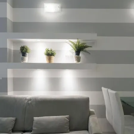 Easylife - San Babila - Elegante E Rifinito Bilocale Nel Cuore Della Citta Milan Exterior photo